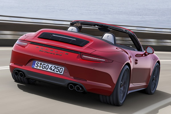 2015 Porsche 911 Carrera GTS Cabriolet