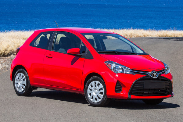 2015 Toyota Yaris 3d Liftback