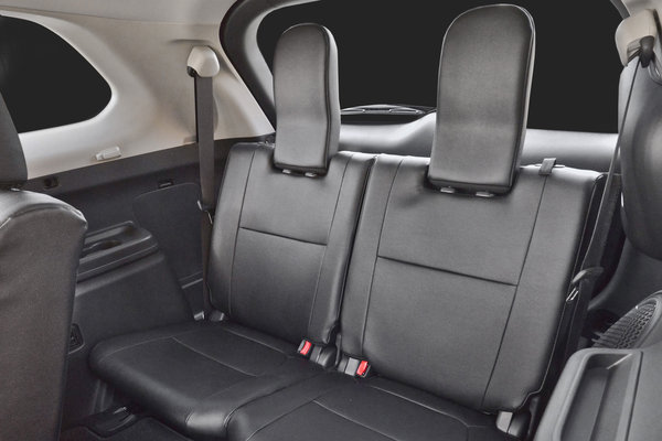 2016 Mitsubishi Outlander Interior