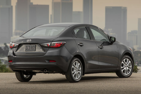 2016 Scion iA