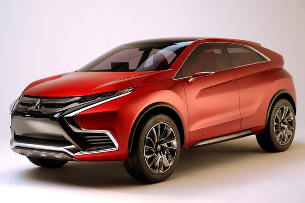 2015 Mitsubishi XR-PHEV II