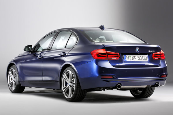 2016 BMW 3-Series sedan