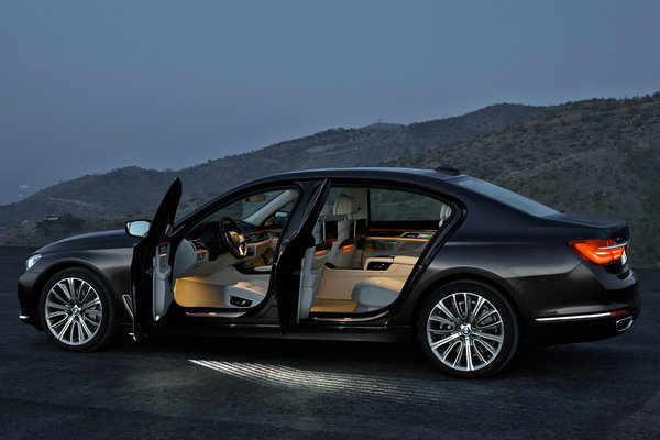 2016 BMW 7-Series