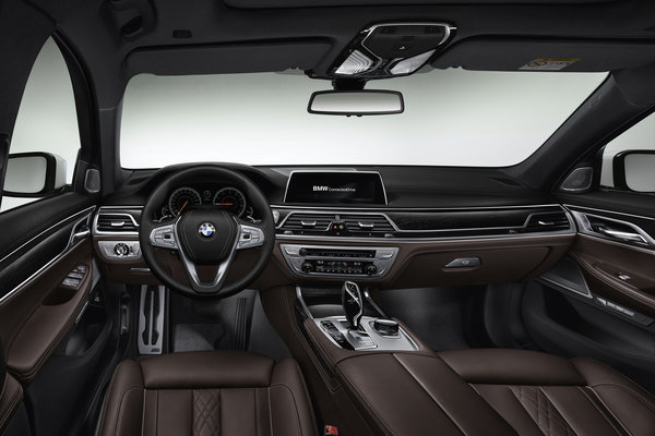 2016 BMW 7-Series Interior