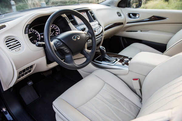 2016 Infiniti QX60 Interior