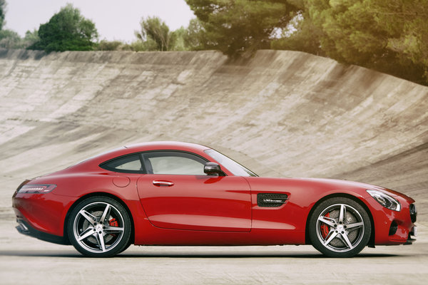 2016 Mercedes-Benz AMG GT