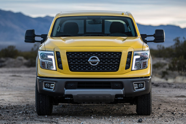 2016 Nissan Titan XD Crew Cab