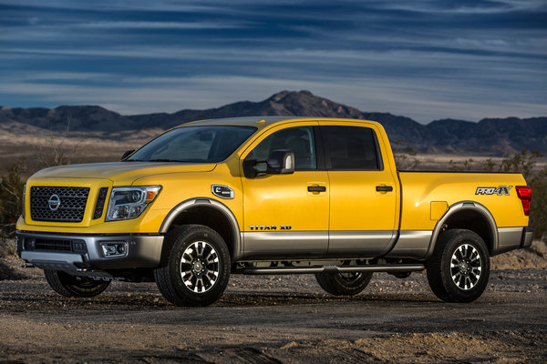 2016 Nissan Titan XD Crew Cab