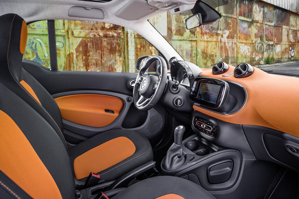 2016 Smart fortwo Interior