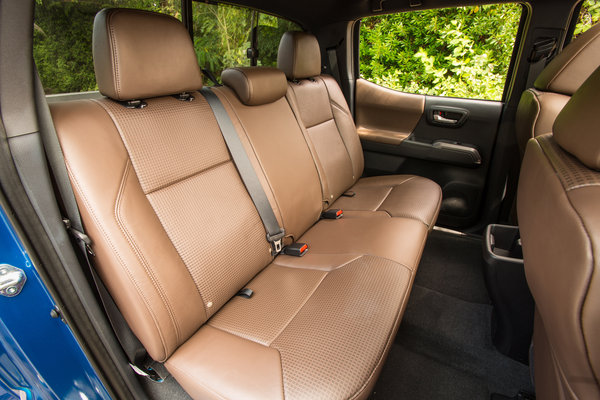 2016 Toyota Tacoma Double Cab Interior