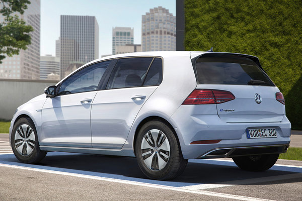 2017 Volkswagen Golf e-Golf