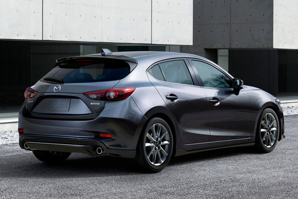 2017 Mazda Mazda3 5d