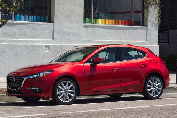 2017 Mazda Mazda3 5d