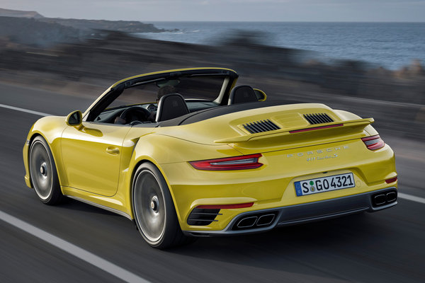 2017 Porsche 911 Turbo S Cabriolet