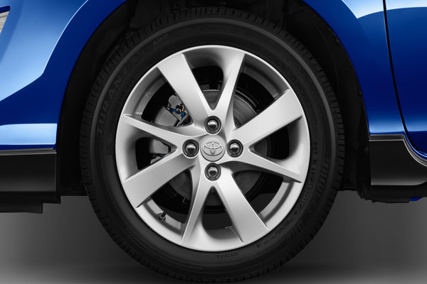 2017 Toyota Prius c Wheel