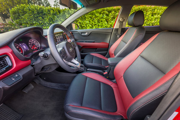 2018 Kia Rio 5d Interior