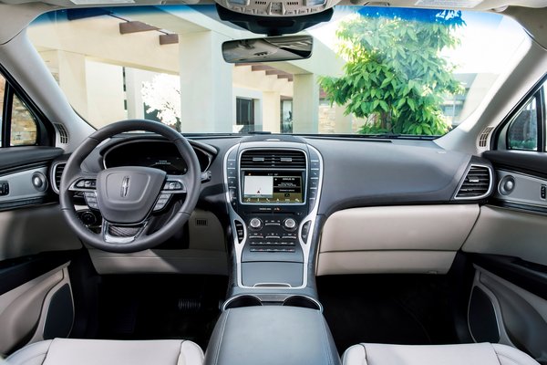 2019 Lincoln Nautilus Interior