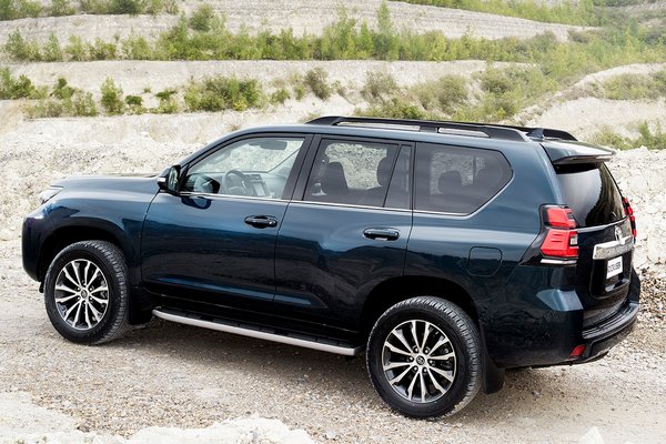 2018 Toyota Land Cruiser