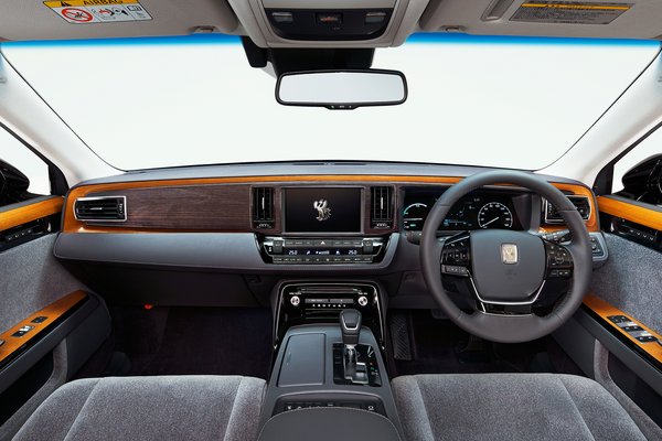 2017 Toyota Century Prototype Interior