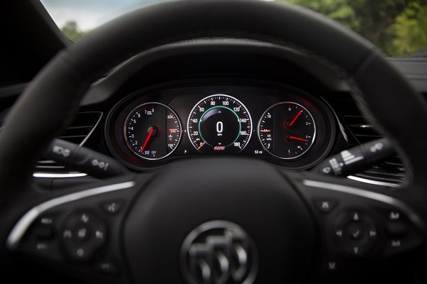 2018 Buick Regal Sportback GS Instrumentation