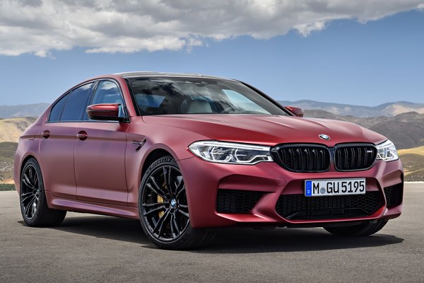 2018 BMW 5-Series M5 first edition sedan