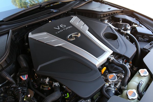 2018 Infiniti Q60 Engine