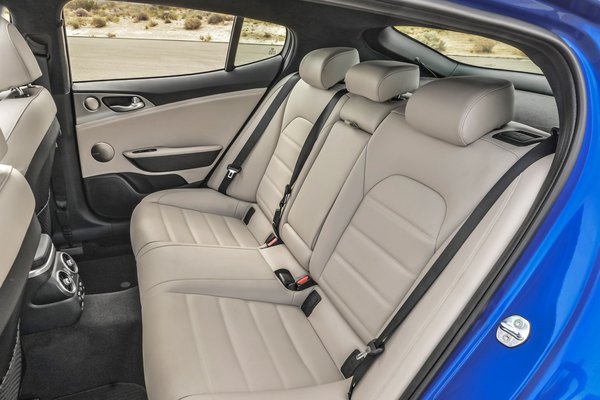 2018 Kia Stinger GT2 AWD Interior