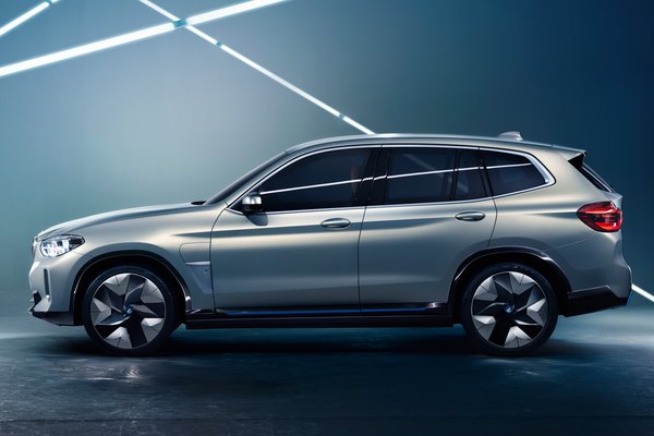 2018 BMW iX3