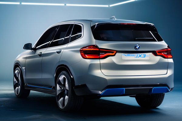 2018 BMW iX3