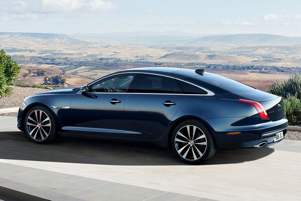 2019 Jaguar XJ 50