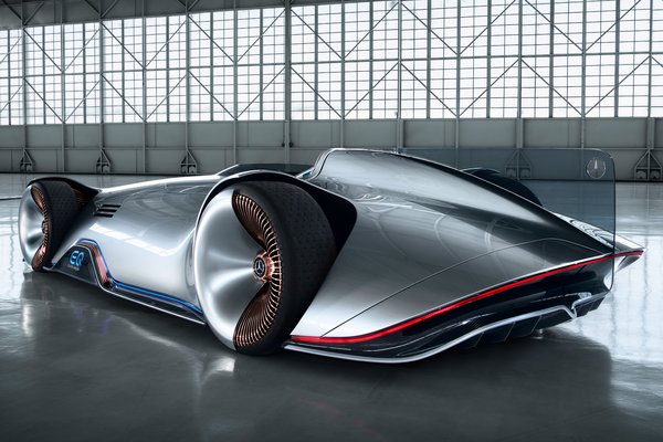 2018 Mercedes-Benz EQ Silver Arrow