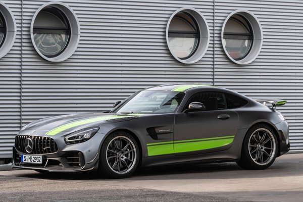 2020 Mercedes-Benz AMG GT R Pro coupe