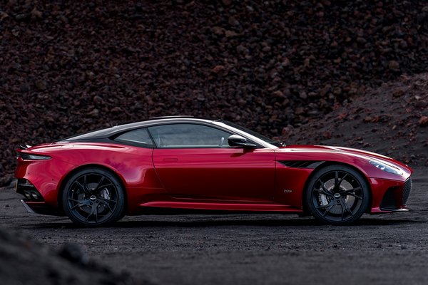 2019 Aston Martin DBS Superleggera