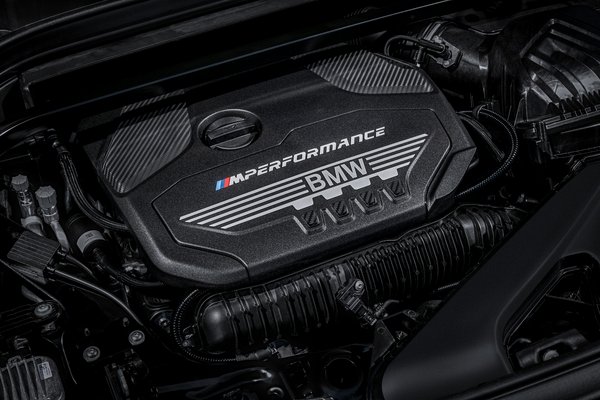 2019 BMW X2 M35i Engine