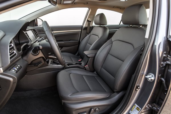 2019 Hyundai Elantra sedan Interior