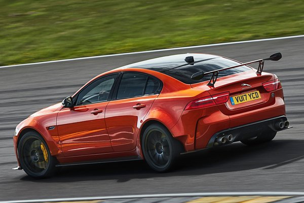 2019 Jaguar XE SV Project 8