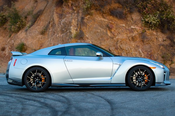 2019 Nissan GT-R