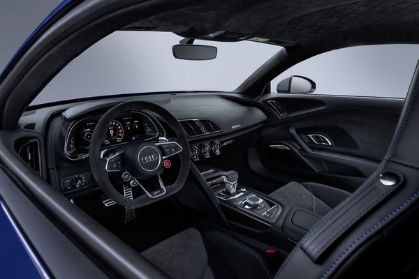 2020 Audi R8 Interior