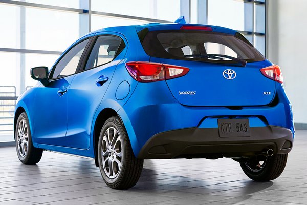 2020 Toyota Yaris XLE