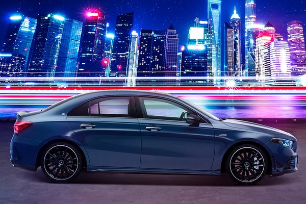 2019 Mercedes-Benz A-Class AMG A 35 L 4MATIC