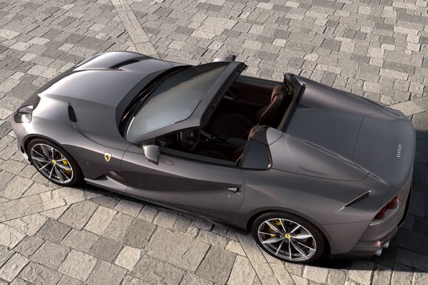 2020 Ferrari 812 GTS