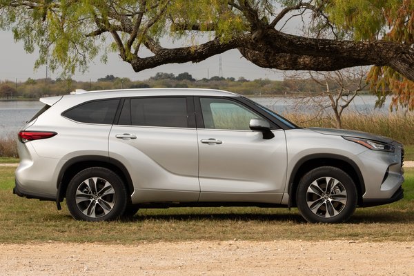 2020 Toyota Highlander XLE