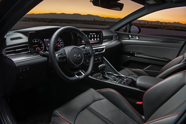 2021 Kia K5 GT Interior