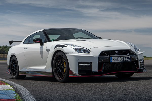 2021 Nissan GT-R NISMO