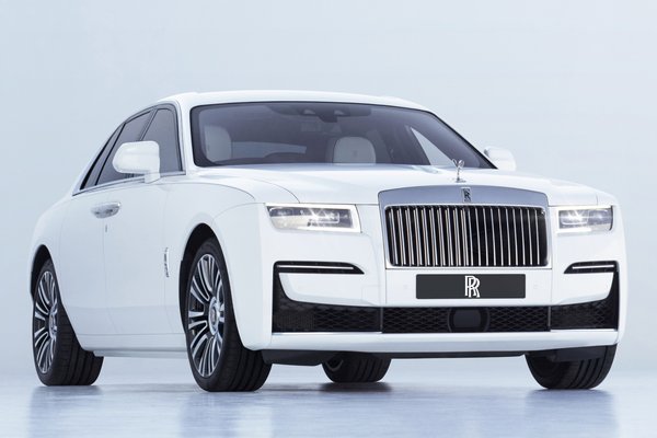 2021 Rolls-Royce Ghost (RHD Model)