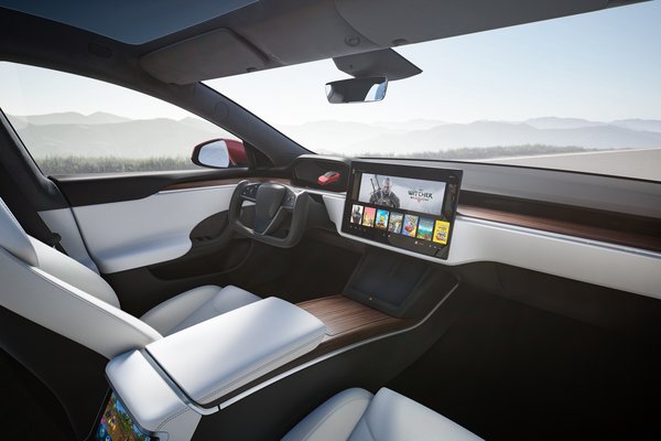 2021 Tesla Model S Interior