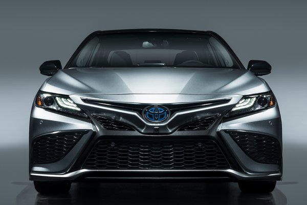 2021 Toyota Camry XSE Hybrid