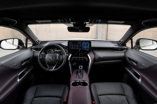 2021 Toyota Venza XLE Interior