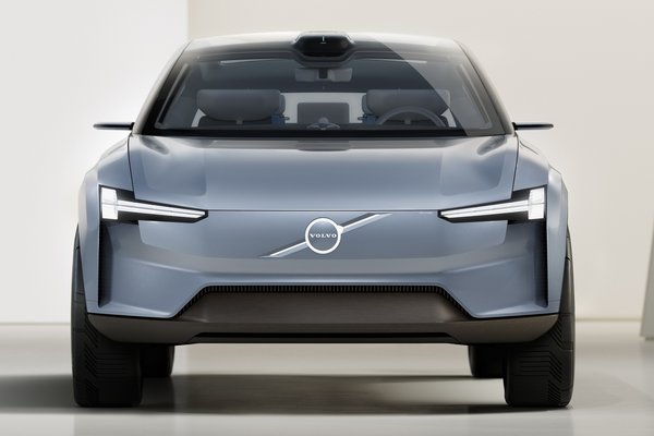 2021 Volvo Concept Recharge