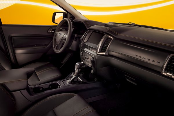 2022 Ford Ranger SuperCrew Splash Package Interior